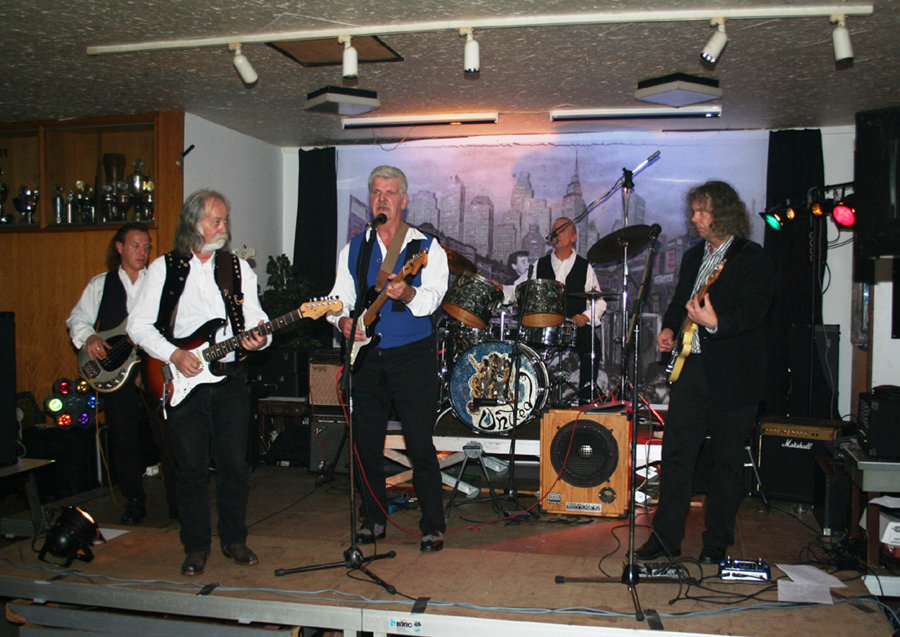 Die Rhythm Brothers mit Uli John am 13. Oktober 2007 in Hemmoor in Ohls Gasthof