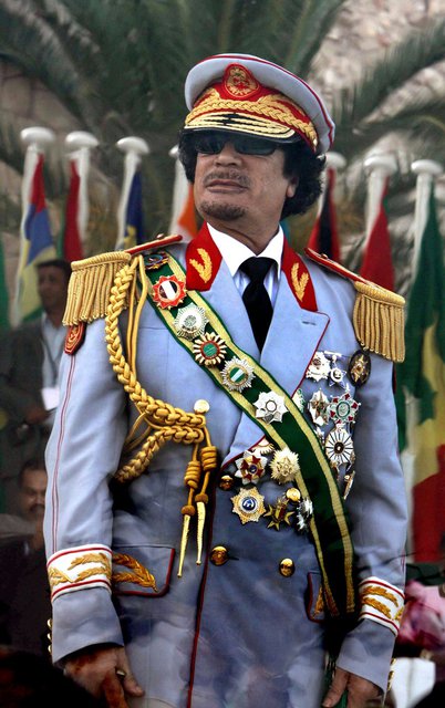 Muammar al-Gaddafi am 1. September 2009 an der Truppenparade zum 40. Jahrestag der Libyschen Revolution