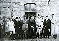 Die Rockefeller-Mission im März 1918 in Rennes, mit Louis-Ferdinand Destouches (zweiter von links) und seinem zukünftigen Schwiegervater Athanase Follet (dritter von links).