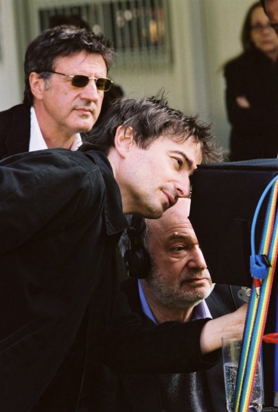 Claude Berri während der Dreharbeiten zum Film L'un reste, l'autre part (2005)